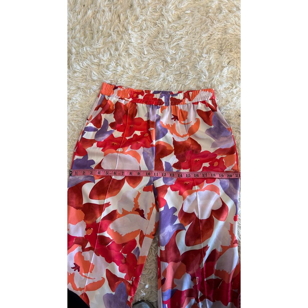 Gigio Women's Size M Multicolor Floral Flare Leg Pants #0313 - Picture 2 of 16